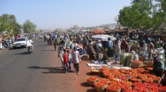 tržiště trh v Nossombougou2