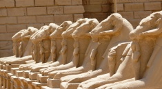 Karnak- alej sfing - obětní cesta